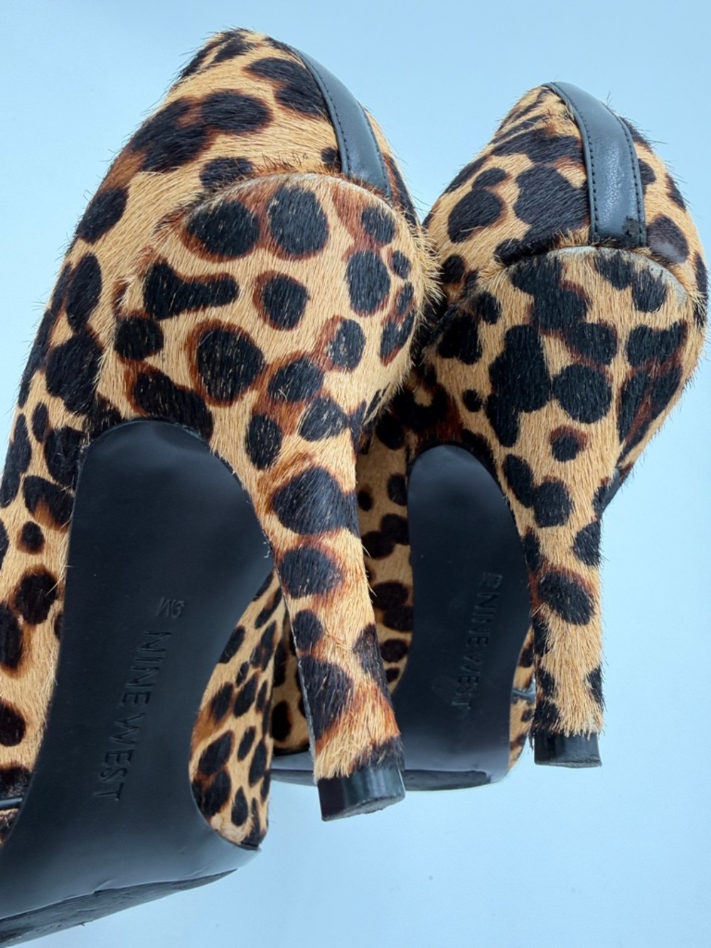 NINE WEST sz9 Calf Hair On Leopard Print Pump Heels - Picture 13 of 14